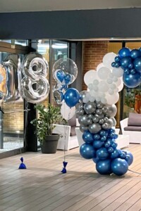 Allestimento palloncini blu